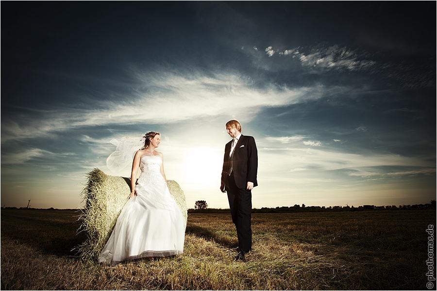 Hochzeitsfotograf Oldenburg: After Wedding Shooting für schöne Hochzeitsportraits am Strand der Nordsee (5)