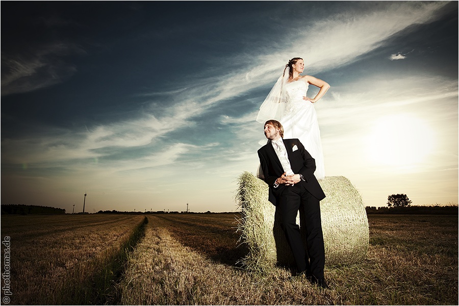 Hochzeitsfotograf Oldenburg: After Wedding Shooting für schöne Hochzeitsportraits am Strand der Nordsee (7)