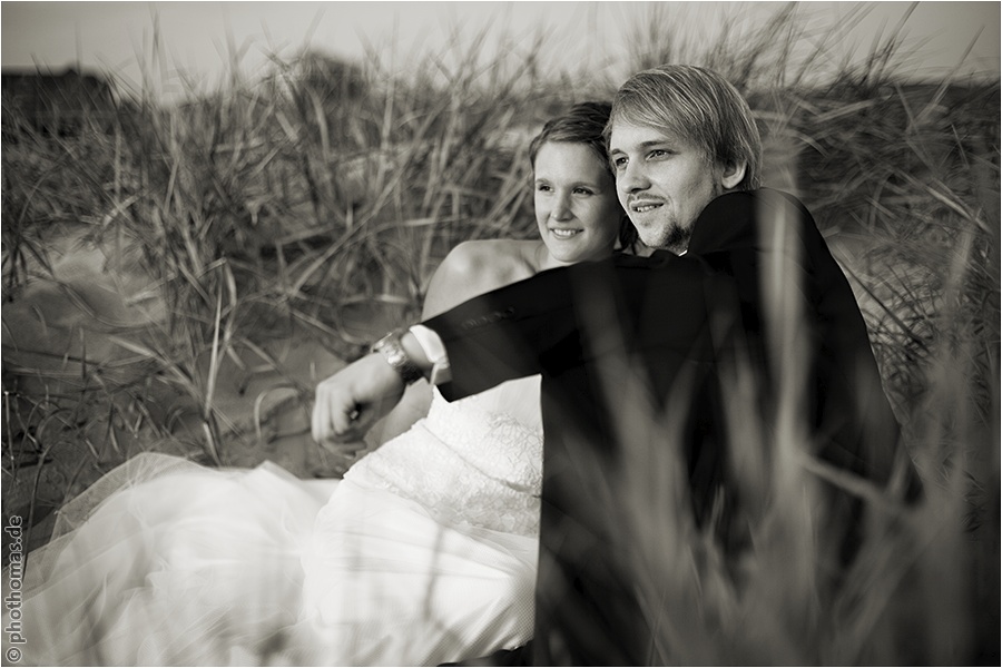 Hochzeitsfotograf Oldenburg: After Wedding Shooting für schöne Hochzeitsportraits am Strand der Nordsee (18)