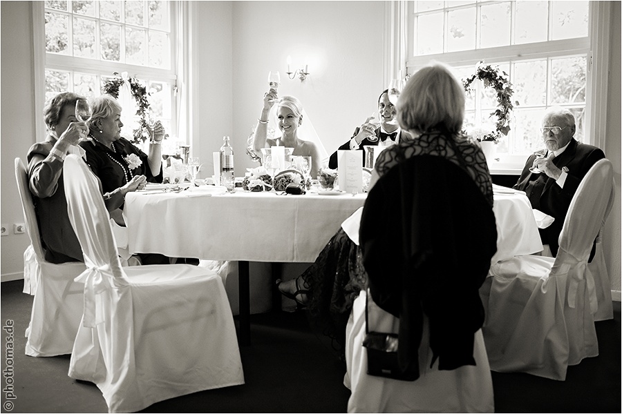 Hochzeitsfotograf Oldenburg und Rastede: Hochzeitsreportage in der St. Ulrichs Kirche und im Landhaus Etzhorn (43)