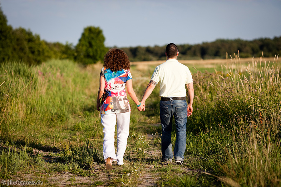 Hochzeitsfotograf Oldenburg: Paarfotos bei einem Engagement-Shooting in Jever (3)