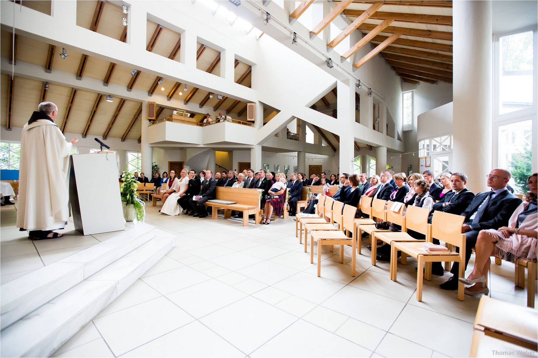 Hochzeitsfotograf Oldenburg: Hochzeit in der Keramikscheune Spickendorf in Halle an der Saale (33)