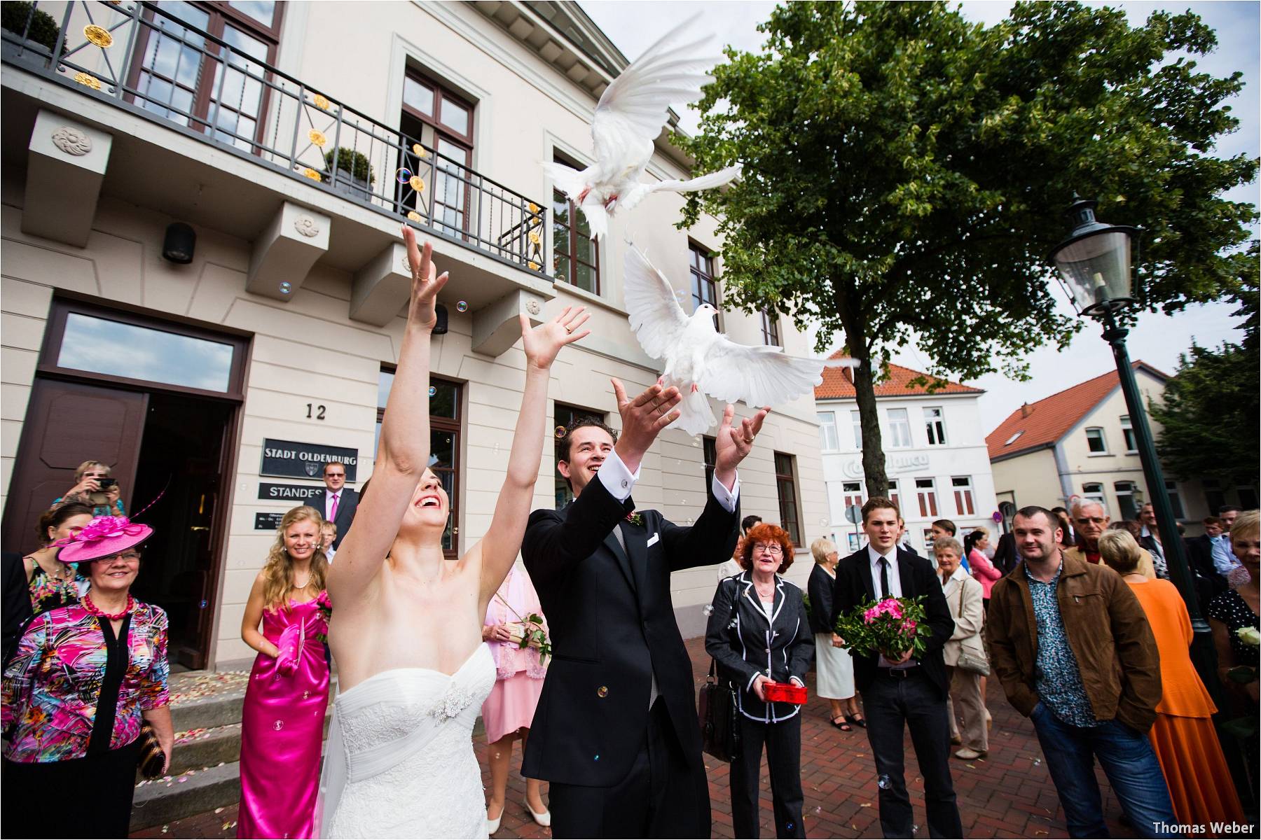 Hochzeitsfotograf Oldenburg: Russische Hochzeit im Standesamt am Pferdemarkt und Hochzeitsfeier im Landhaus Etzhorn (13)