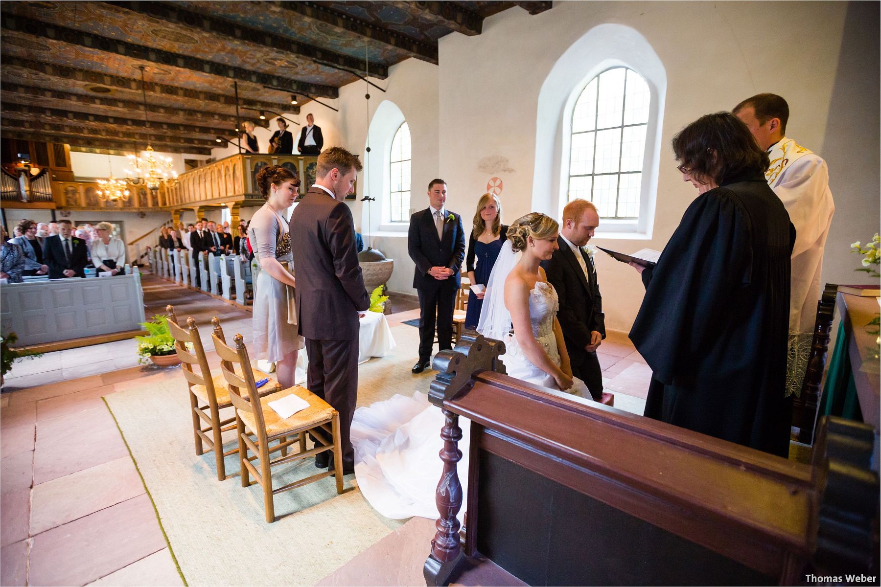 Hochzeitsfotograf Papenburg: Standesamtliche Trauung auf der Burg Kniphausen und Feier im Le Patron am Meer (45)