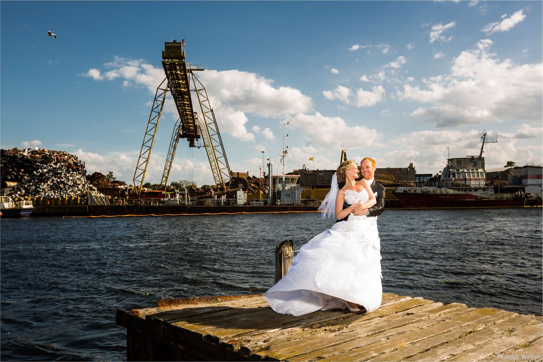 Hochzeitsfotograf Papenburg: Standesamtliche Trauung auf der Burg Kniphausen und Feier im Le Patron am Meer (59)