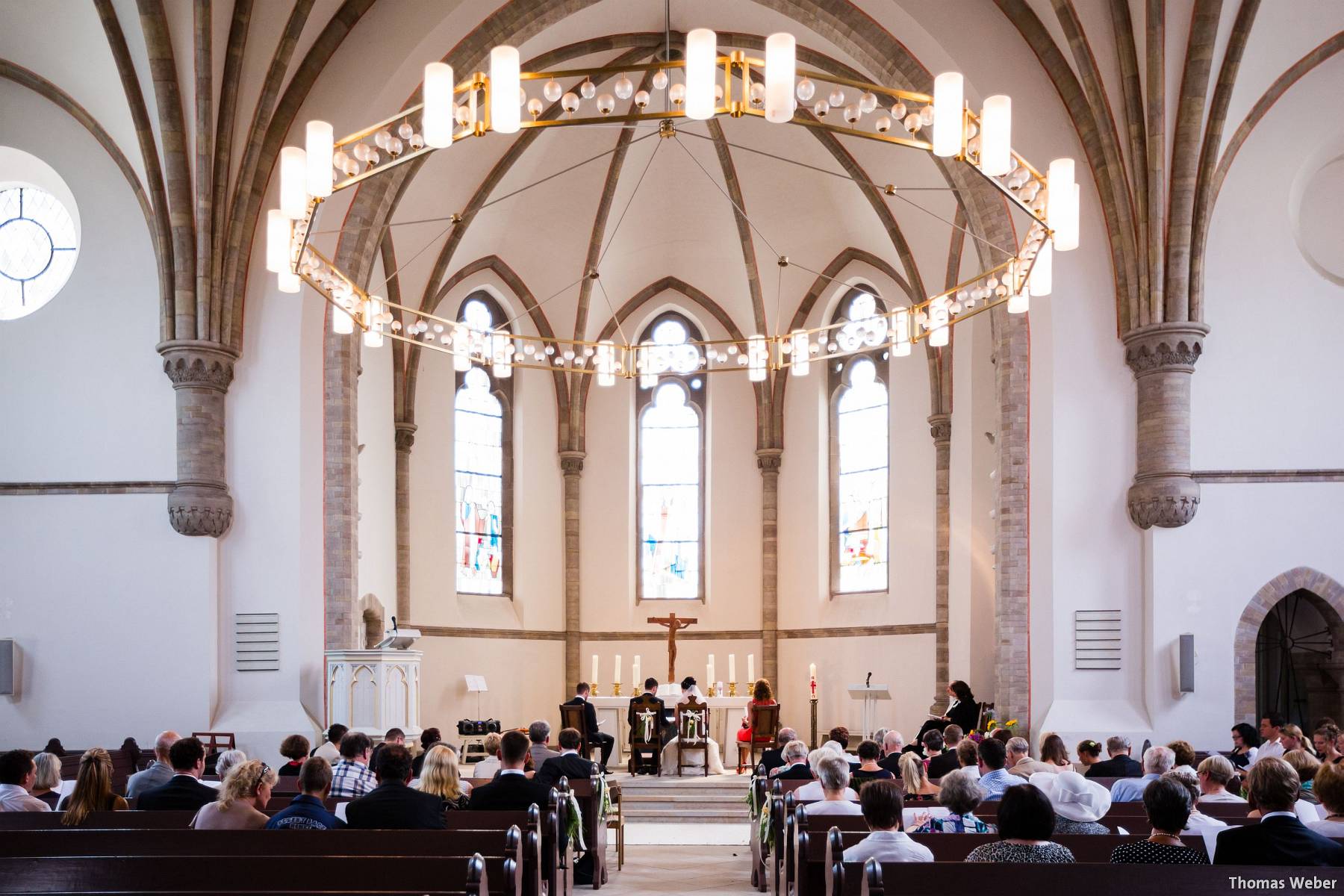 Hochzeitsfotograf Oldenburg: Kirchliche Trauung in der Garnisonkirche Oldenburg und Feier im Landhaus Etzhorn Oldenburg (8)