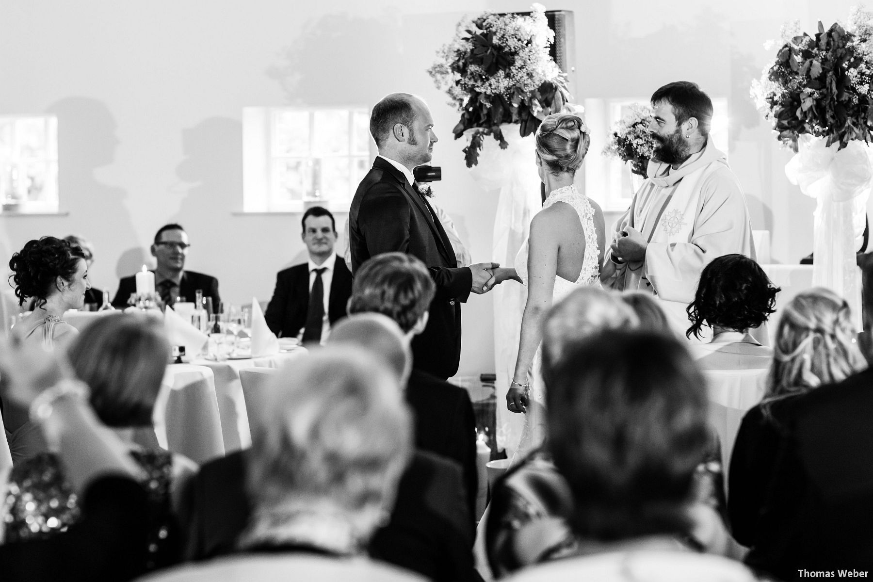 Hochzeitsfotograf Oldenburg: Hochzeit in der Eventscheune St. Georg in Rastede (57)