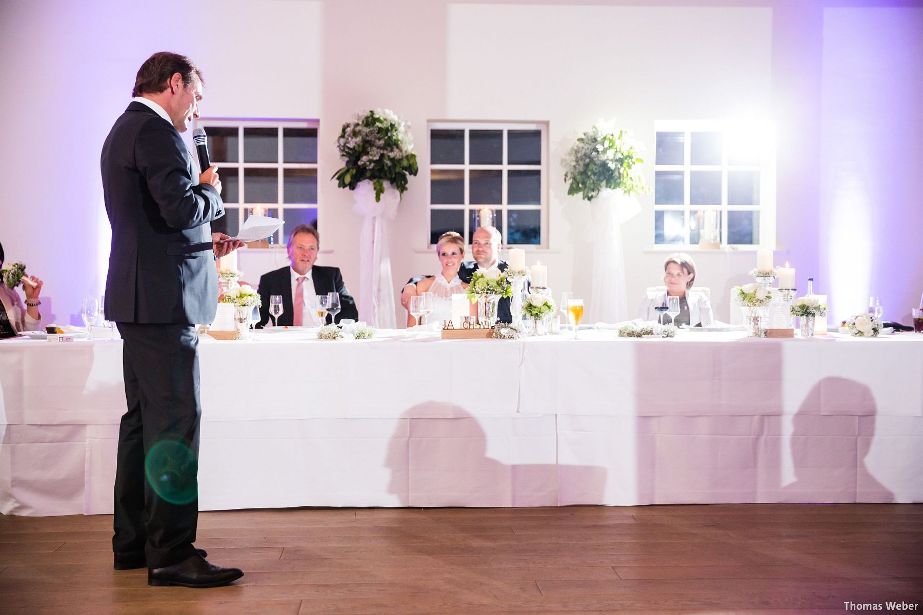 Hochzeitsfotograf Oldenburg: Hochzeit in der Eventscheune St. Georg in Rastede (75)