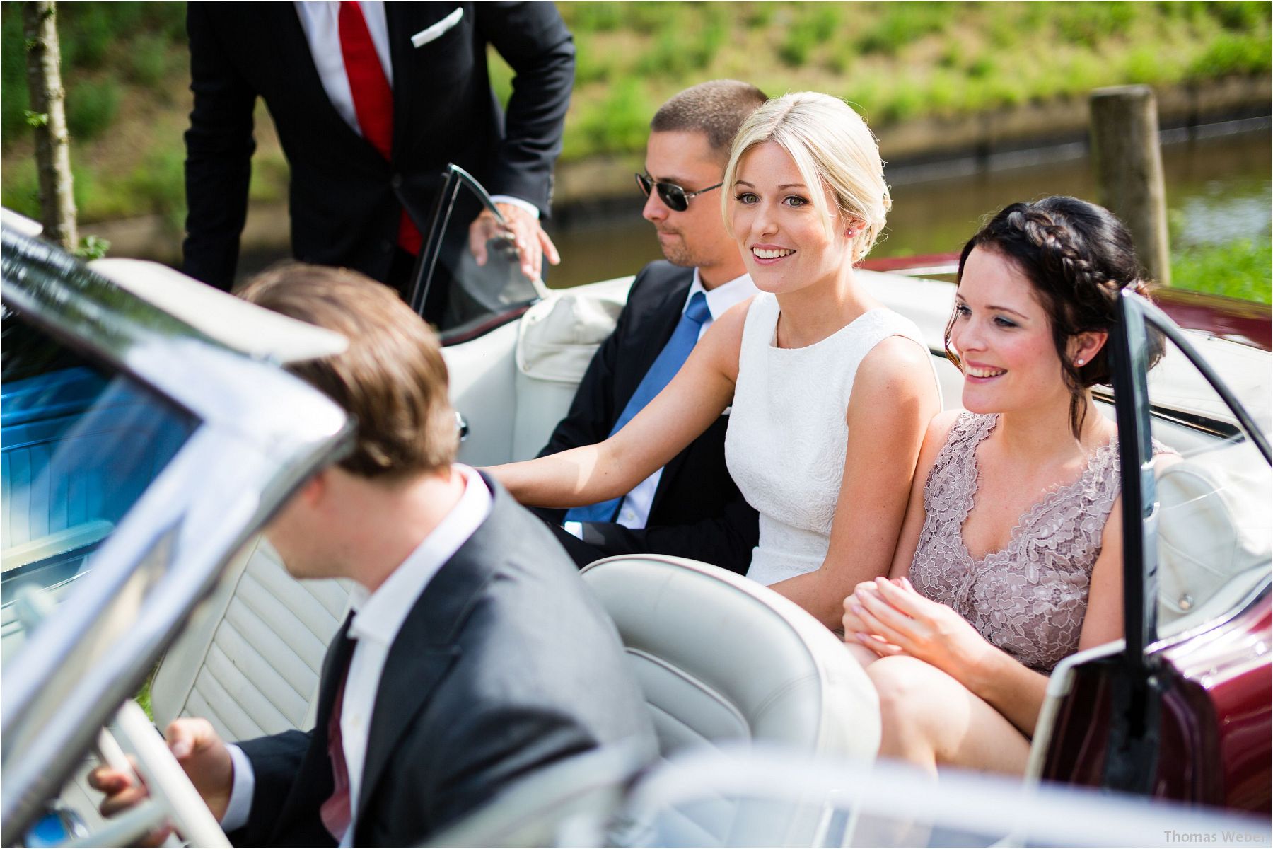 Hochzeitsfotograf Thomas Weber aus Oldenburg: Hochzeitsreportage und Hochzeitsfotos der standesamtlichen Trauung im Schloss Oldenburg, kirchlichen Hochzeit in der Lambertikirche Oldenburg und Hochzeitsfeier auf dem Gut Horn Gristede