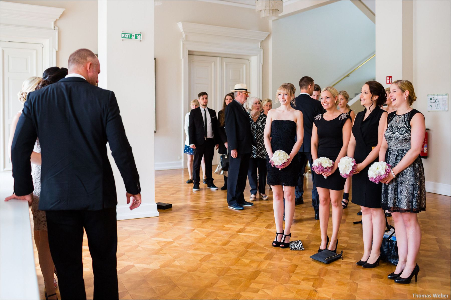 Hochzeitsfotograf Thomas Weber aus Oldenburg: Hochzeitsreportage und Hochzeitsfotos der standesamtlichen Trauung im Schloss Oldenburg, kirchlichen Hochzeit in der Lambertikirche Oldenburg und Hochzeitsfeier auf dem Gut Horn Gristede