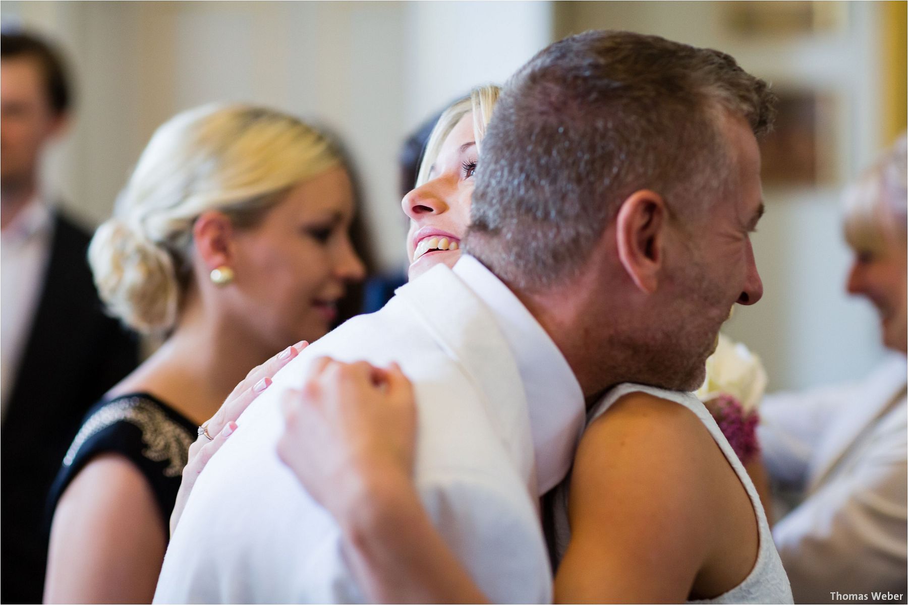 Hochzeitsfotograf Thomas Weber aus Oldenburg: Hochzeitsreportage und Hochzeitsfotos der standesamtlichen Trauung im Schloss Oldenburg, kirchlichen Hochzeit in der Lambertikirche Oldenburg und Hochzeitsfeier auf dem Gut Horn Gristede