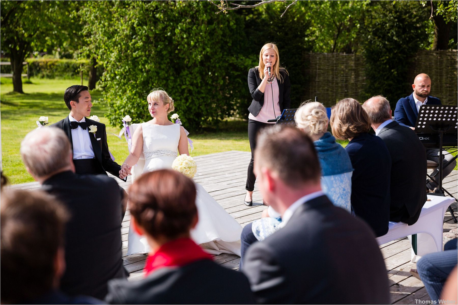 Hochzeit im Standesamt am Pferdemarkt in Oldenburg und freie Trauung in der Eventscheune St. Georg Rastede, Hochzeitsfotograf Oldenburg, Thomas Weber