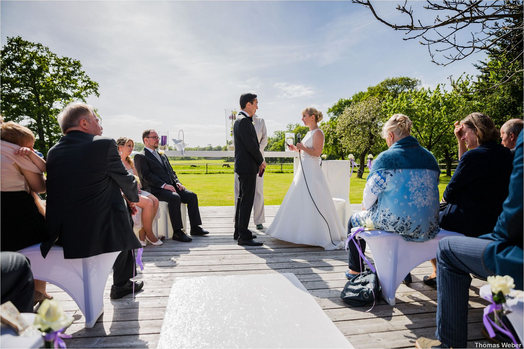 Hochzeit im Standesamt am Pferdemarkt in Oldenburg und freie Trauung in der Eventscheune St. Georg Rastede, Hochzeitsfotograf Oldenburg, Thomas Weber