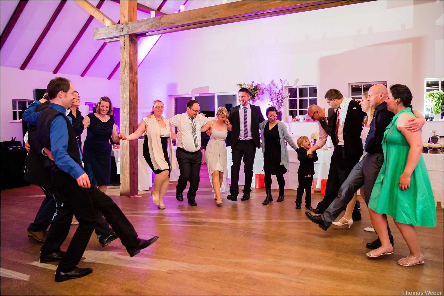 Hochzeit im Standesamt am Pferdemarkt in Oldenburg und freie Trauung in der Eventscheune St. Georg Rastede, Hochzeitsfotograf Oldenburg, Thomas Weber