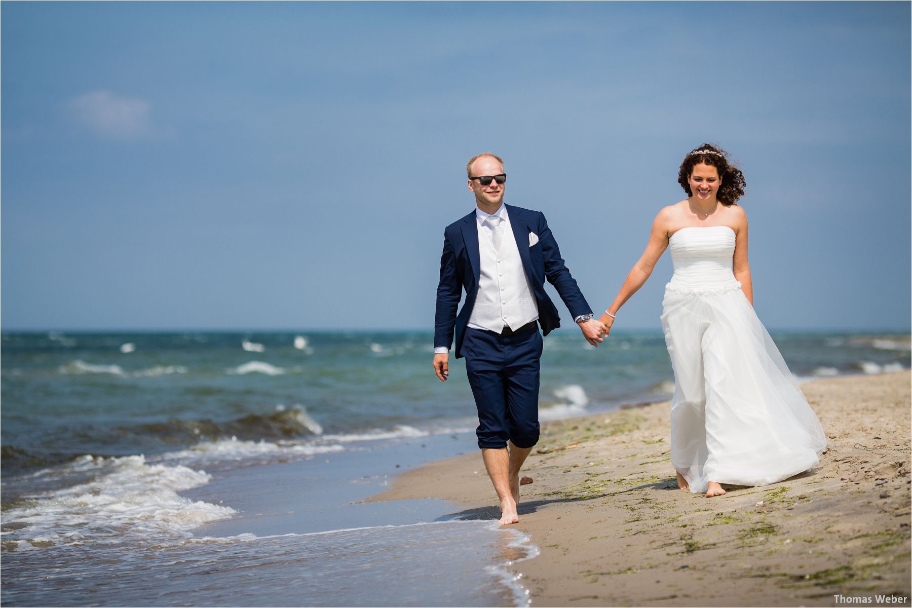 Hochzeitsfotograf Thomas Weber aus Oldenburg: Wunderschöne Hochzeit auf Schlossgut Groß Schwansee an der Ostsee