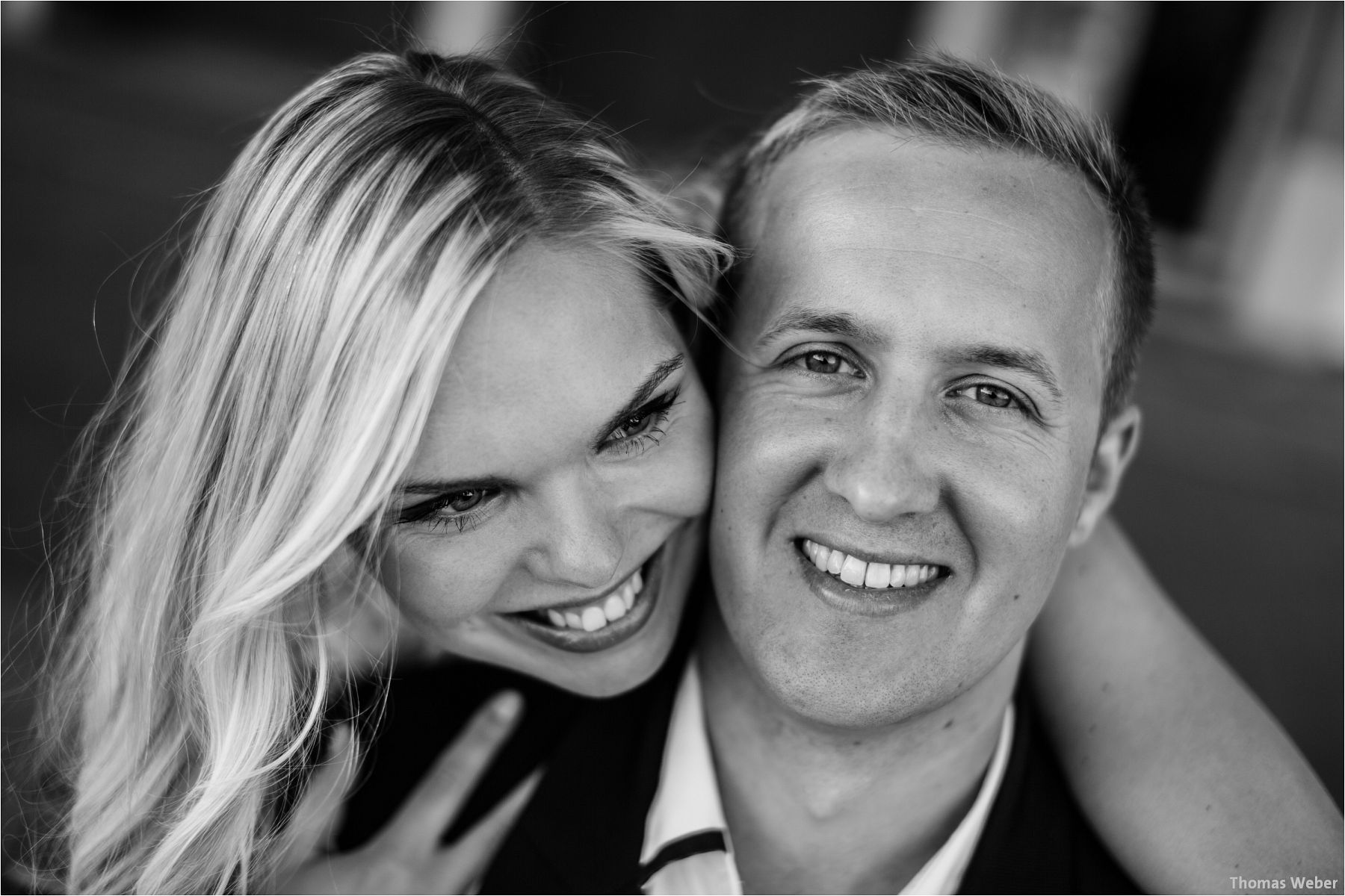 Hochzeitsfotograf Thomas Weber aus Oldenburg: Engagement-Fotos und Paarfotos eines angehenden Hochzeitspaares
