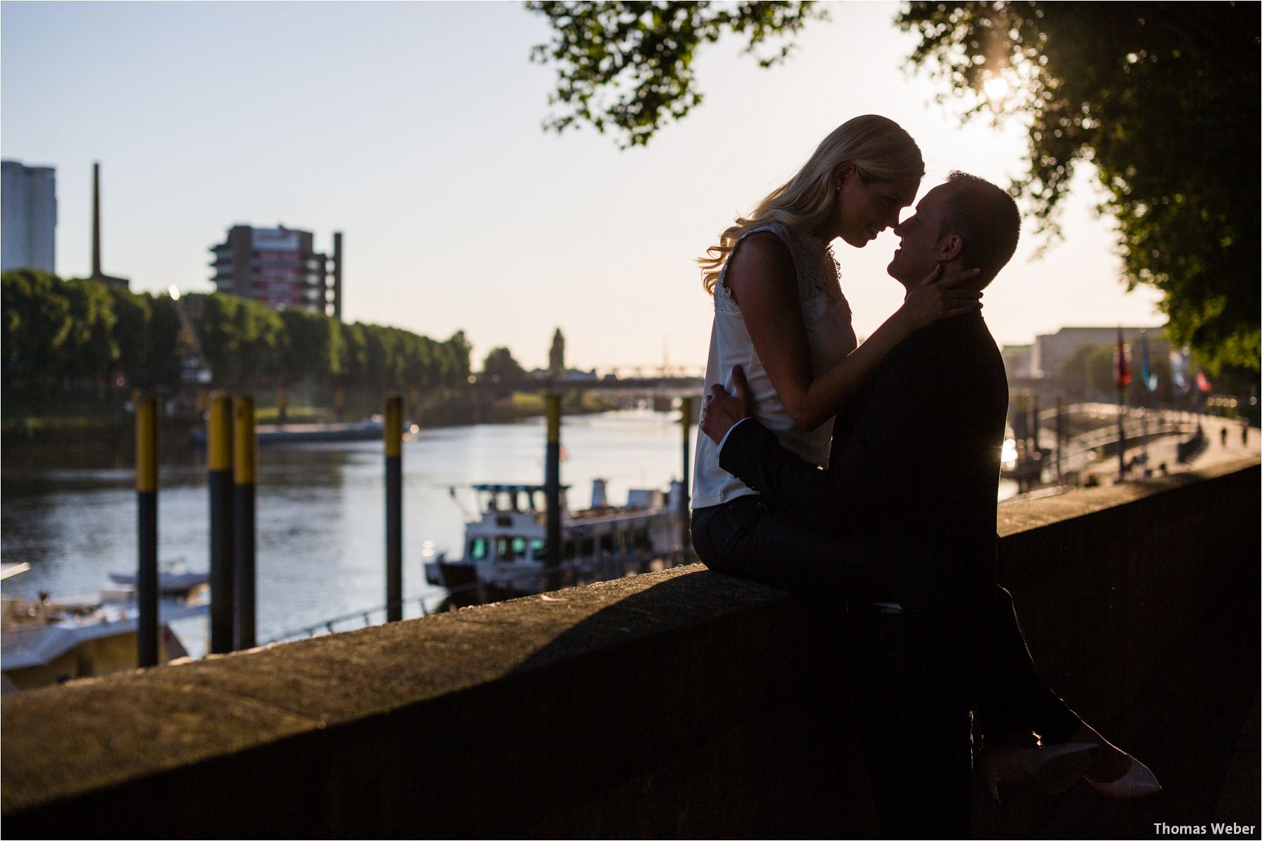 Hochzeitsfotograf Thomas Weber aus Oldenburg: Engagement-Fotos und Paarfotos eines angehenden Hochzeitspaares