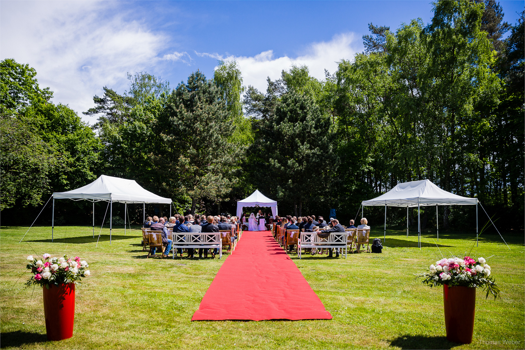 Hochzeit auf dem Gut Sandheide und Hochzeitsfeier in der Eventscheune St. Georg in Rastede, Hochzeitsfotograf Thomas Weber aus Oldenburg