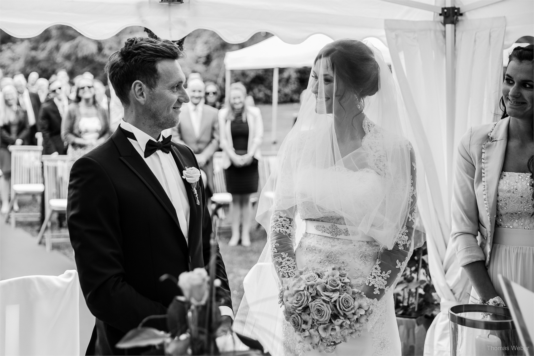 Hochzeit auf dem Gut Sandheide und Hochzeitsfeier in der Eventscheune St. Georg in Rastede, Hochzeitsfotograf Thomas Weber aus Oldenburg