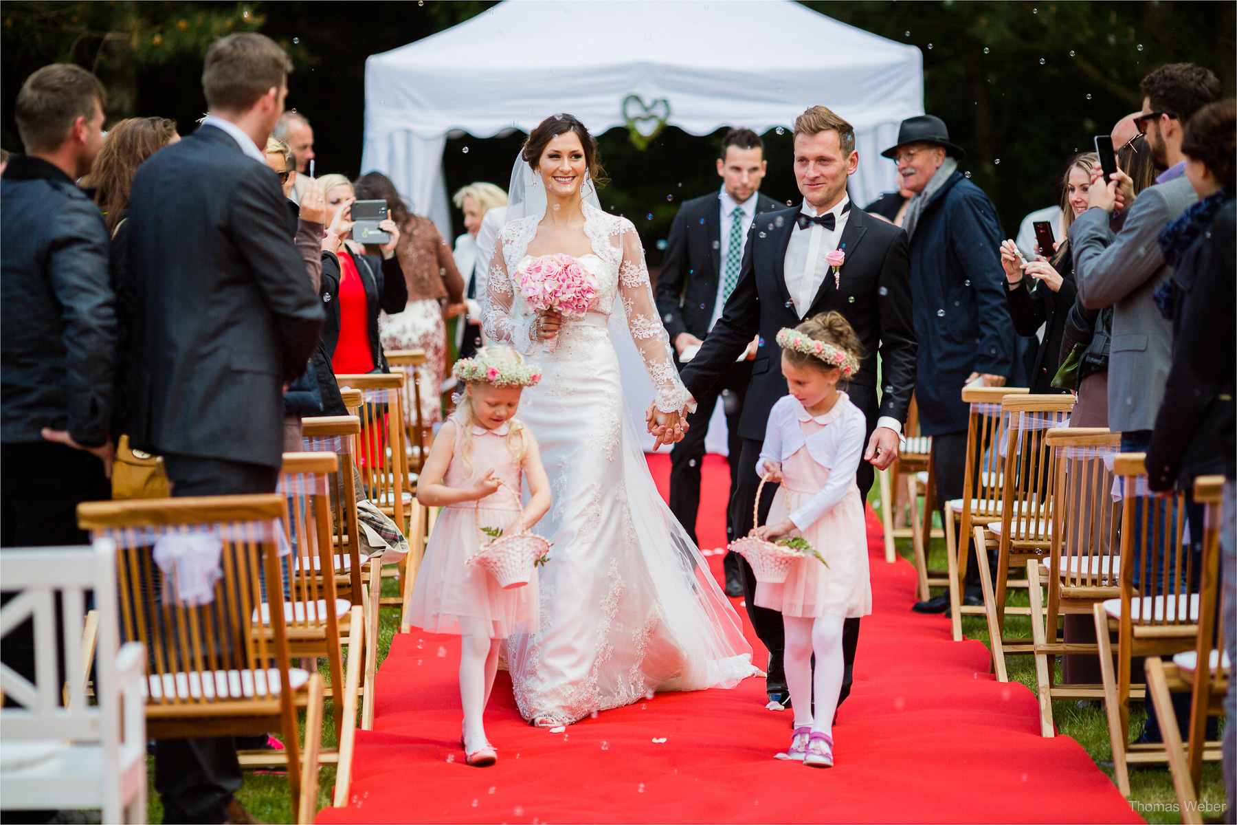 Hochzeit auf dem Gut Sandheide und Hochzeitsfeier in der Eventscheune St. Georg in Rastede, Hochzeitsfotograf Thomas Weber aus Oldenburg