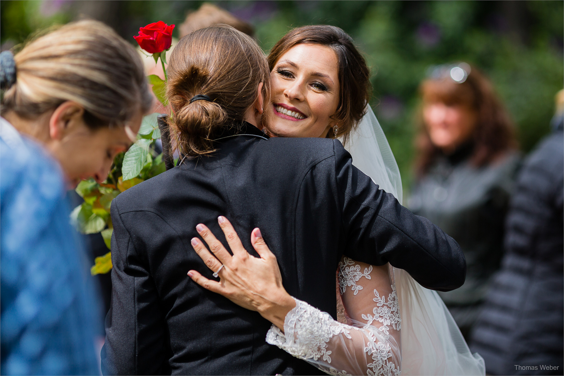 Hochzeit auf dem Gut Sandheide und Hochzeitsfeier in der Eventscheune St. Georg in Rastede, Hochzeitsfotograf Thomas Weber aus Oldenburg