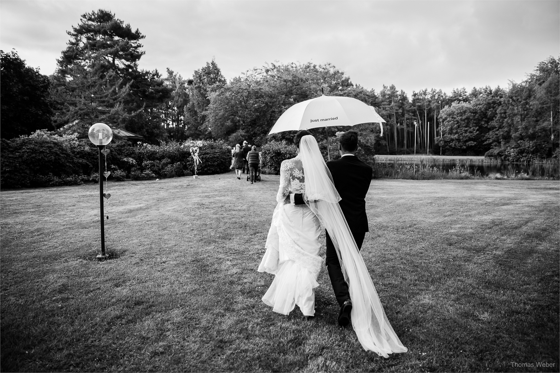 Hochzeit auf dem Gut Sandheide und Hochzeitsfeier in der Eventscheune St. Georg in Rastede, Hochzeitsfotograf Thomas Weber aus Oldenburg