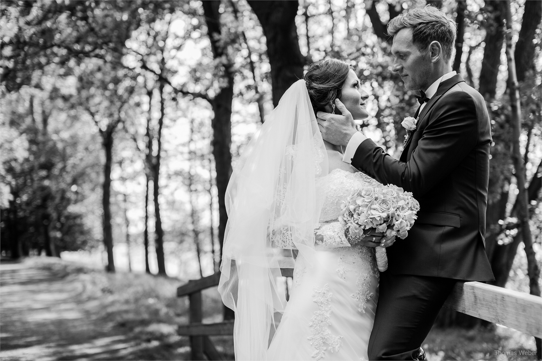 Hochzeit auf dem Gut Sandheide und Hochzeitsfeier in der Eventscheune St. Georg in Rastede, Hochzeitsfotograf Thomas Weber aus Oldenburg