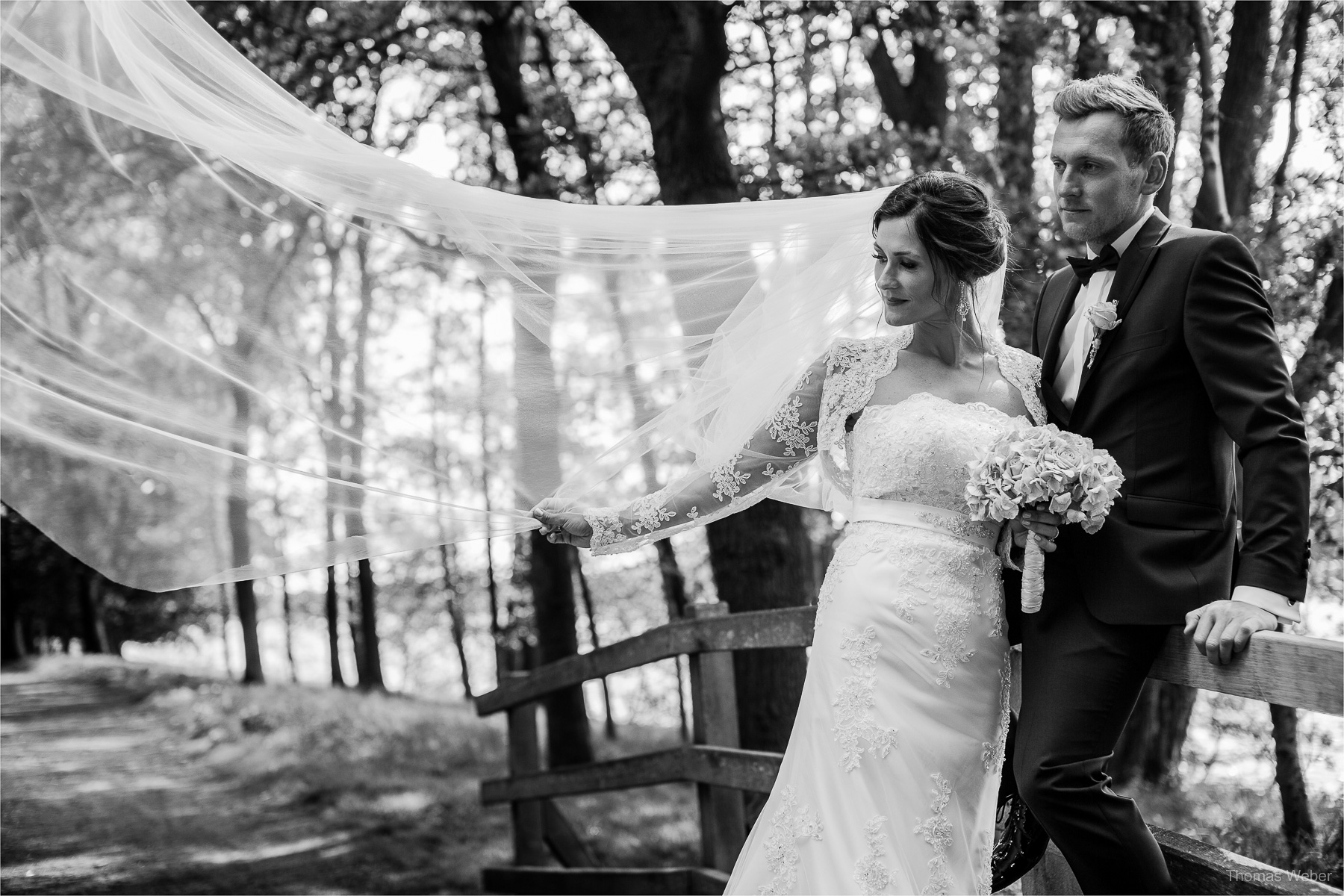 Hochzeit auf dem Gut Sandheide und Hochzeitsfeier in der Eventscheune St. Georg in Rastede, Hochzeitsfotograf Thomas Weber aus Oldenburg