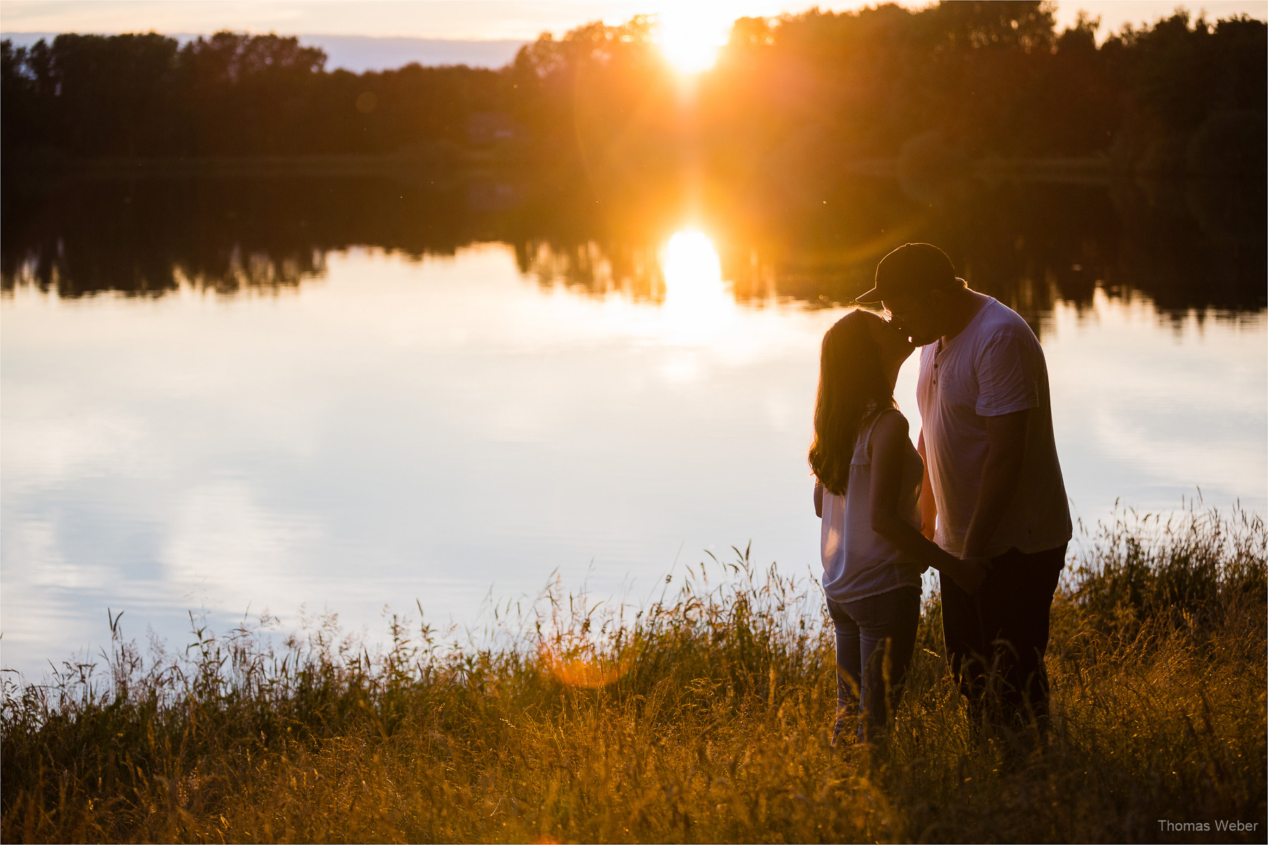 Paarfotos bei einem Engagement-Shooting vom Hochzeitsfotografen Thomas Weber aus Oldenburg