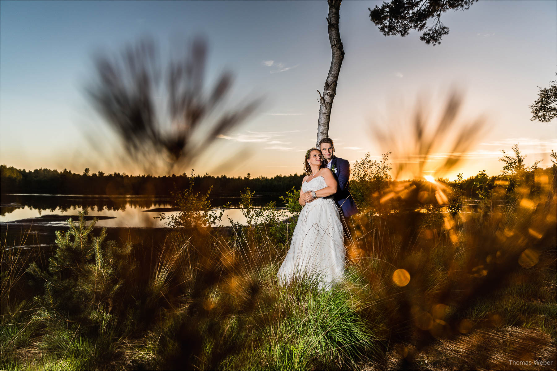 After Wedding Shooting in einer Moorlandschaft, Hochzeitsfotograf Thomas Weber aus Oldenburg