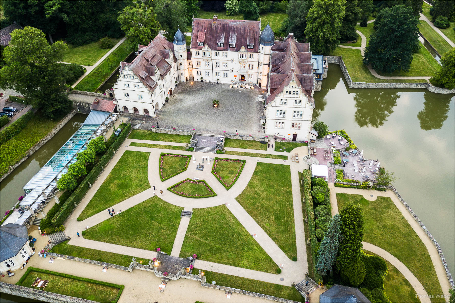 Hochzeitsfotograf im Schlosshotel Münchhausen in Aerzen, Hochzeitsfotograf Thomas Weber aus Oldenburg