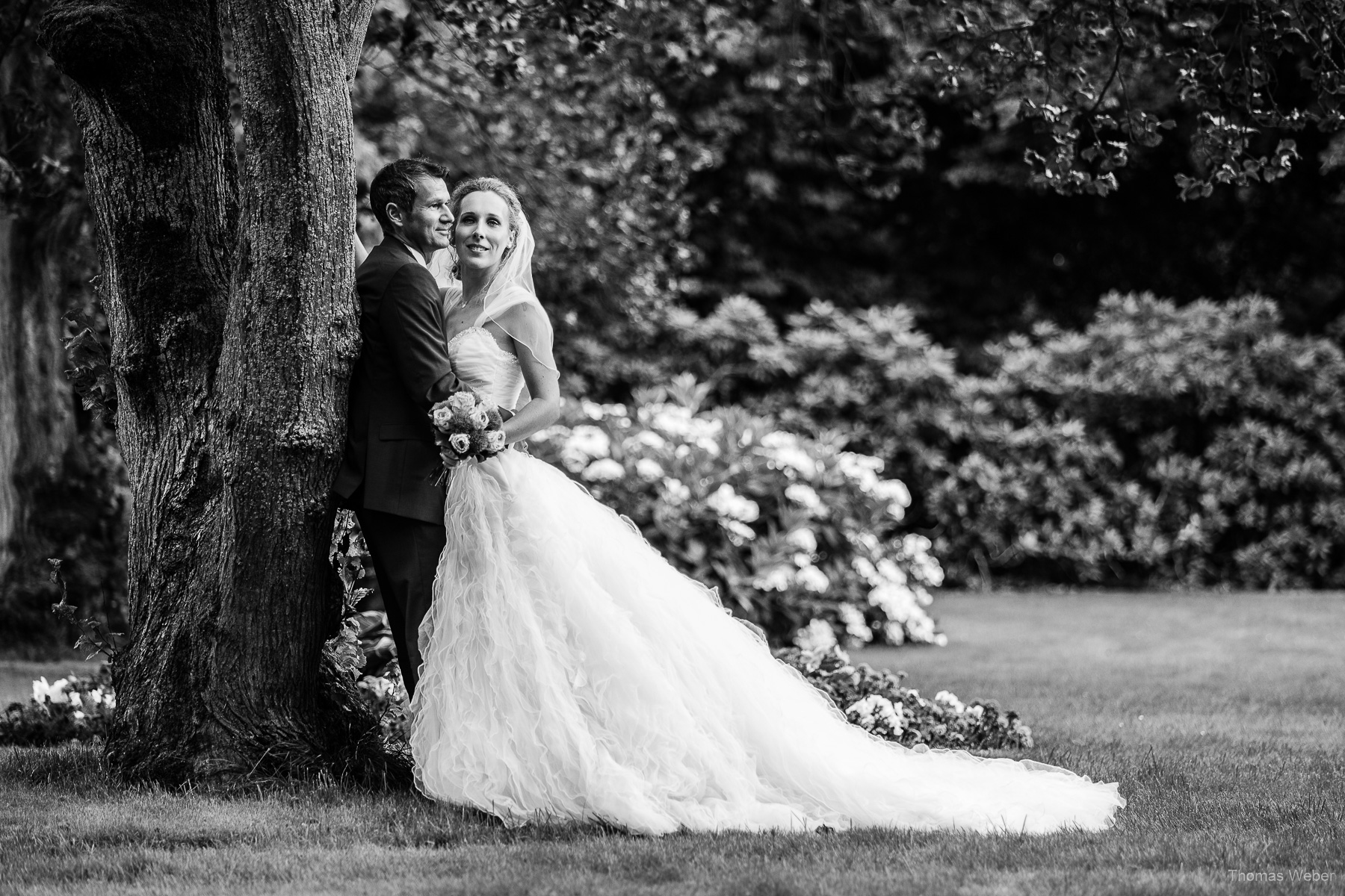 Hochzeitsfotograf auf Wangerooge, Hochzeitsfotos im Park, Hochzeitsfotograf Thomas Weber aus Oldenburg