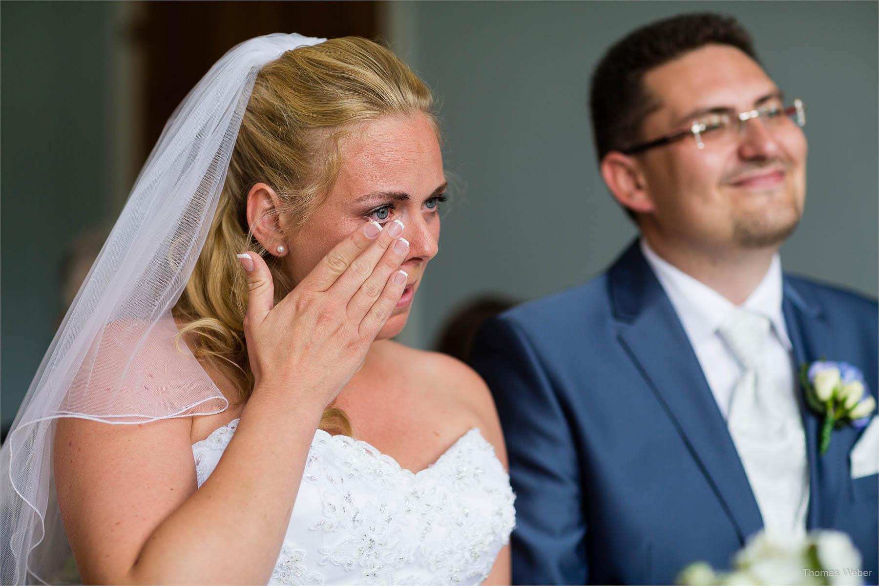 Hochzeitsfotograf bei einer Hochzeit auf Schloss Gamehl an der Ostsee: Die standesamtliche Trauung