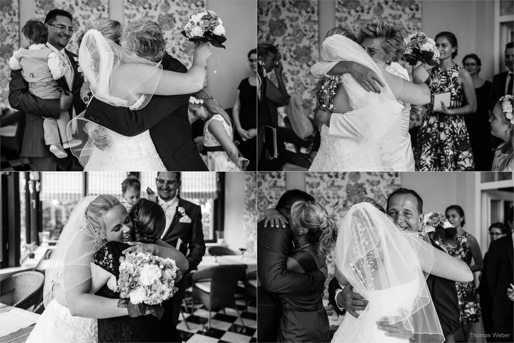 Hochzeitsfotograf bei einer Hochzeit auf Schloss Gamehl an der Ostsee: Gratulationen und Spiele der Hochzeitsgäste
