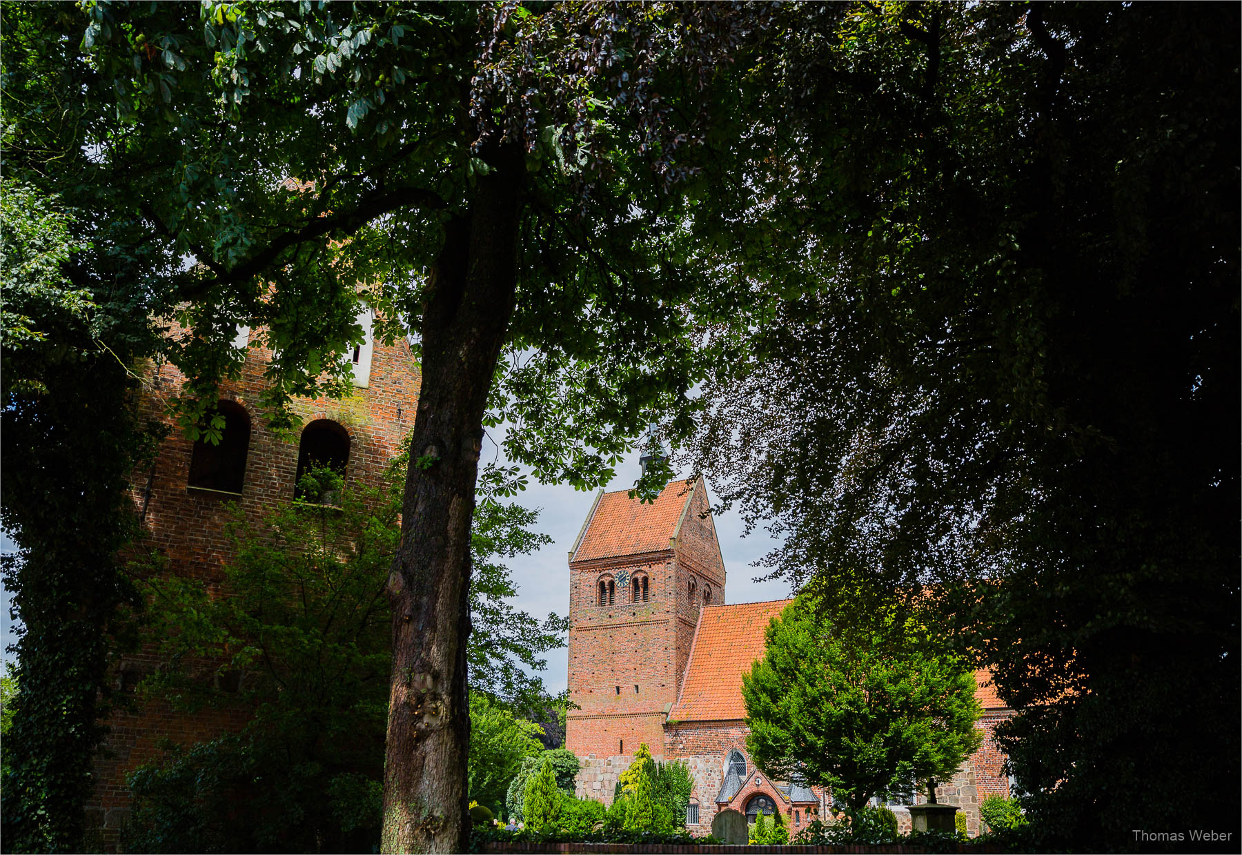 Kirchliche Trauung in der St.-Johannes-Kirche in Bad Zwischenahn, Hochzeitsfotograf Oldenburg, Thomas Weber