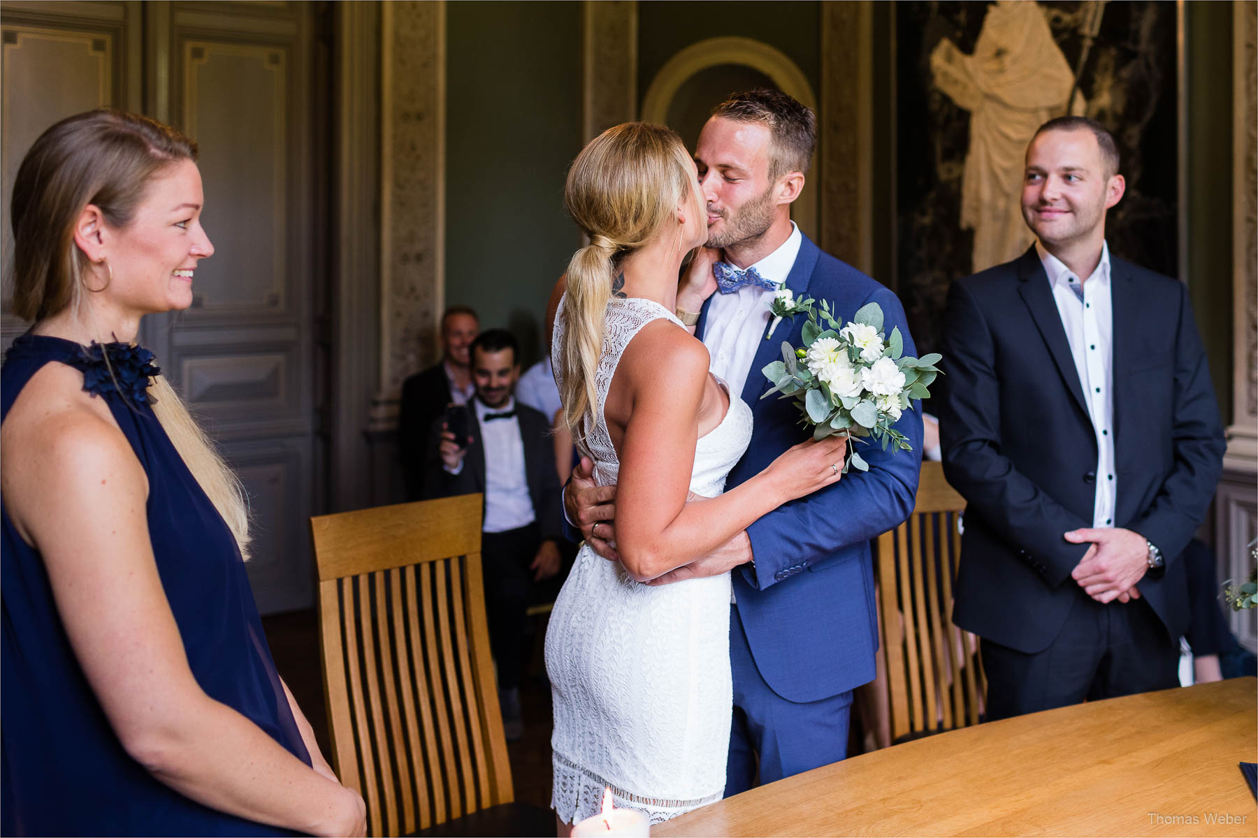 Standesamtliche Hochzeit im Palais Rastede, Hochzeitsfotograf Thomas Weber aus Oldenburg