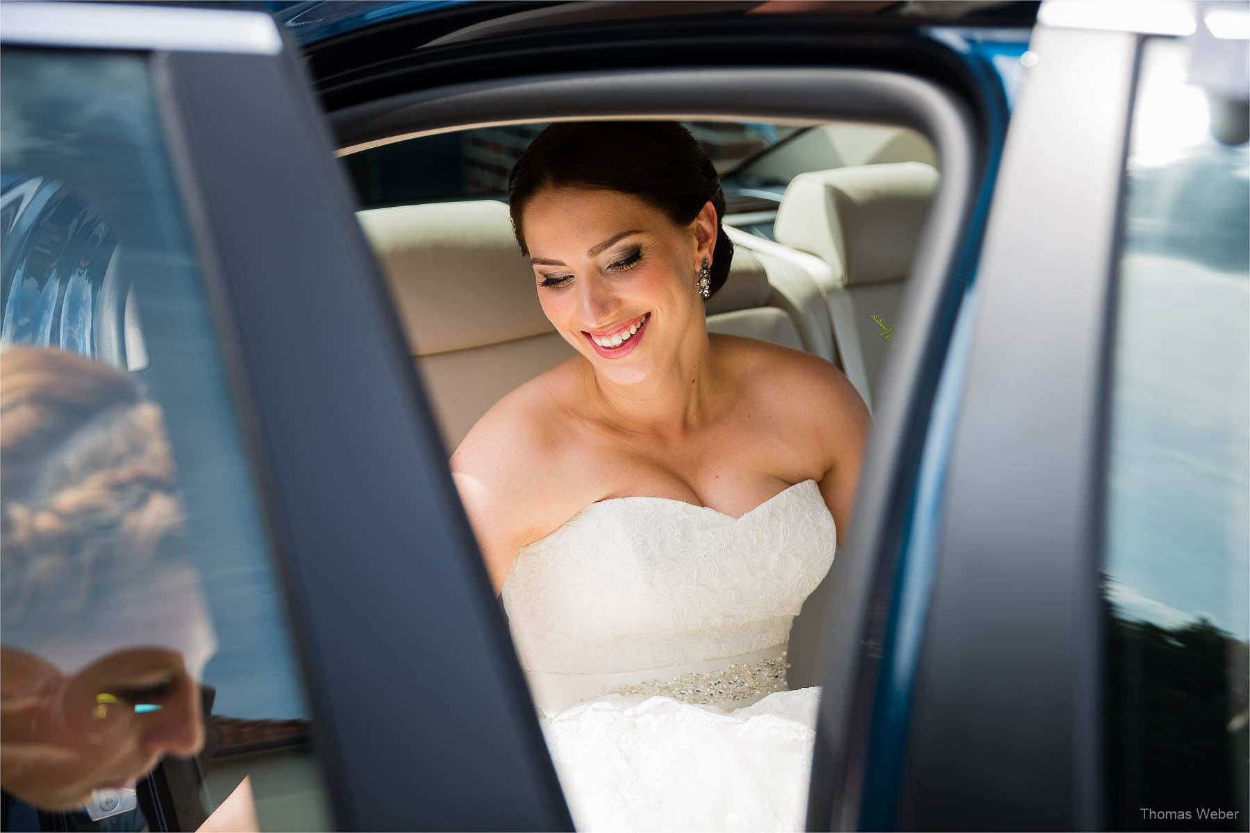 Vorbereitungen der Braut zur Hochzeit auf dem Gut Horn in Gristede, Hochzeitsfotograf Oldenburg, Thomas Weber