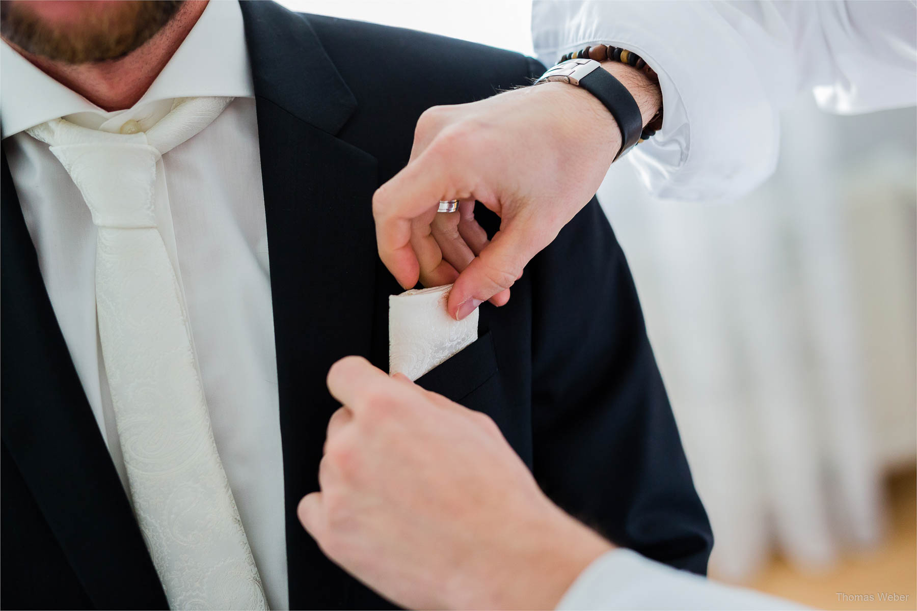 Ankleide vor der Hochzeit, Hochzeitsfotograf Oldenburg, Thomas Weber