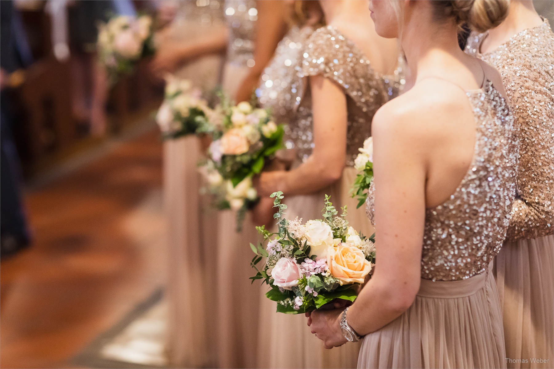 Kirchliche Hochzeit in Rastede und Hochzeitsfeier in der Scheune St. Georg Rastede, Hochzeitsfotograf Thomas Weber aus Oldenburg