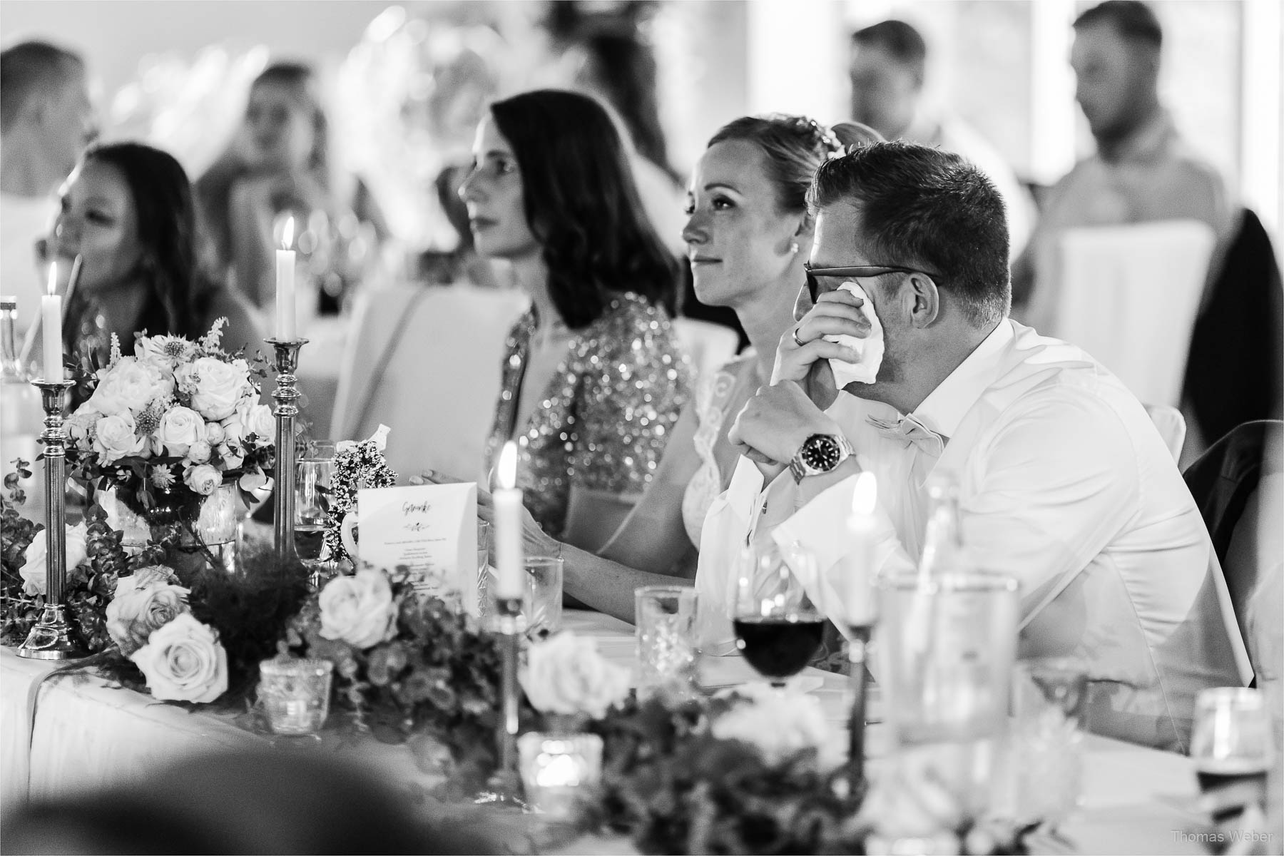 Verschiedene Reden auf der Hochzeitsfeier, Kirchliche Hochzeit in Rastede und Hochzeitsfeier in der Scheune St. Georg Rastede, Hochzeitsfotograf Thomas Weber aus Oldenburg