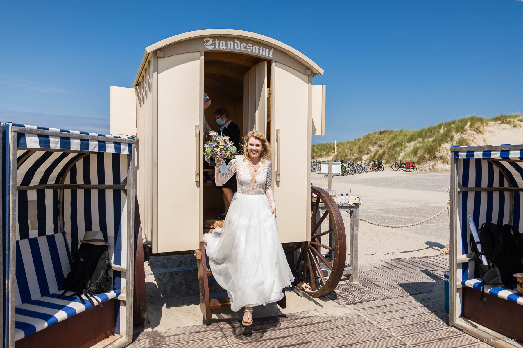 Hochzeit auf Norderney, Trauung im Badekarren, Hochzeitsfotograf Thomas Weber