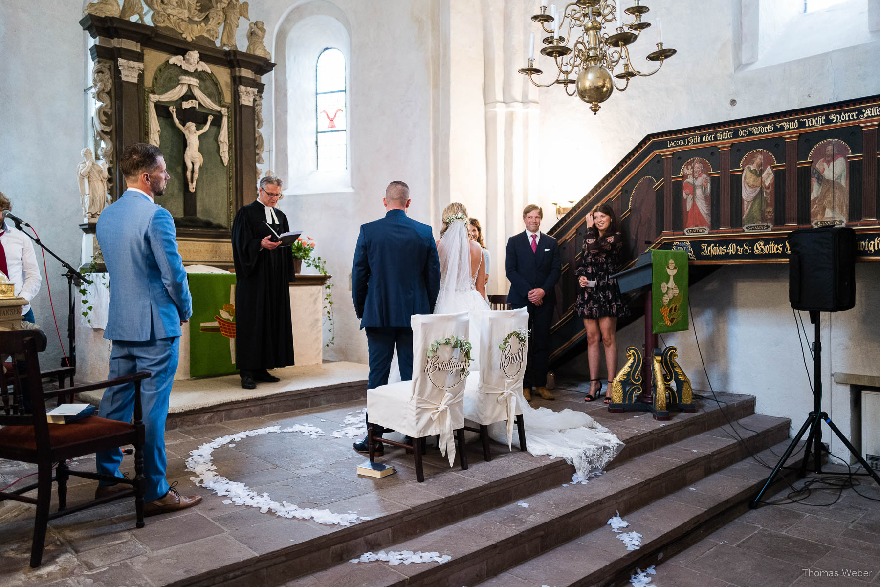Kirchliche Trauung in Hooksiel, Hochzeitsfotograf Oldenburg