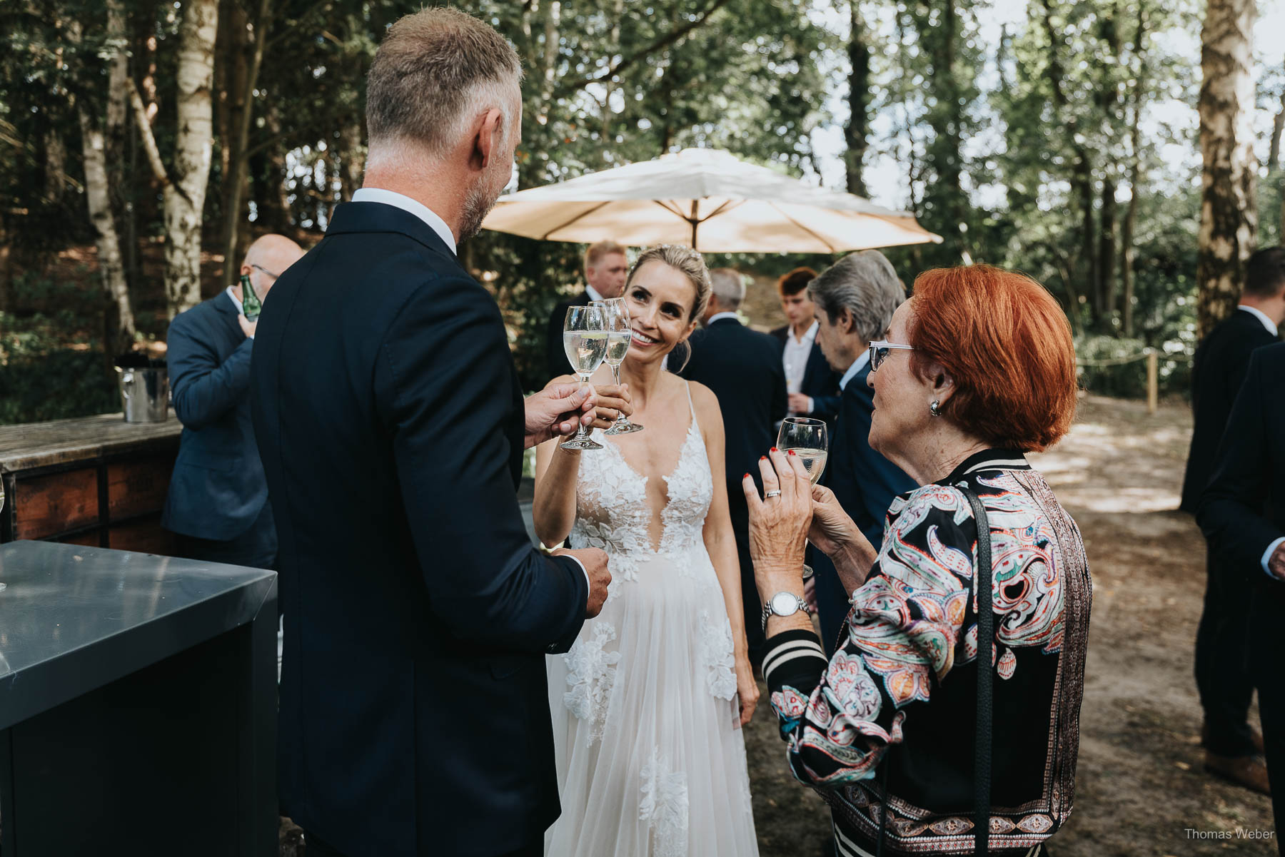 Freie Trauung am Mühlensee am Nordenholzer Hof in Hude, Hochzeitsfotograf Thomas Weber