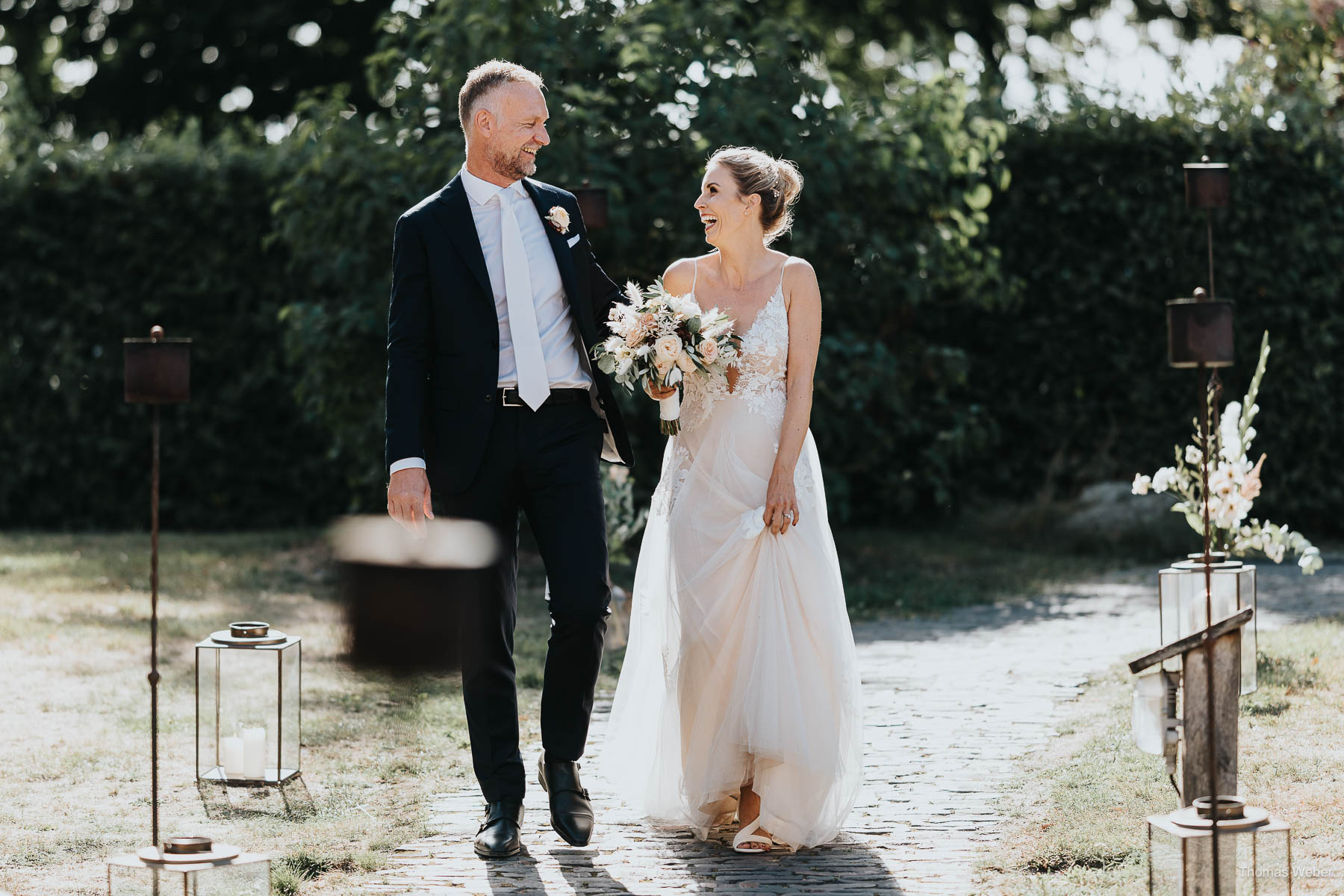 Empfang der Hochzeitsgäste und Hochzeitstorte am Nordenholzer Hof, Hochzeitsfotograf Thomas Weber