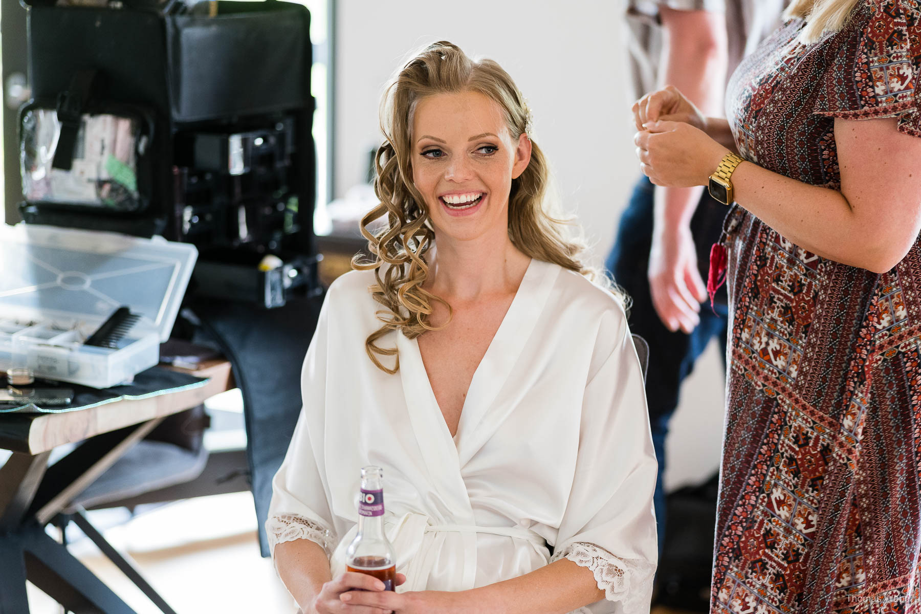 Brautstyling vor der Hochzeit, Hochzeitsfotograf Thomas Weber aus Oldenburg