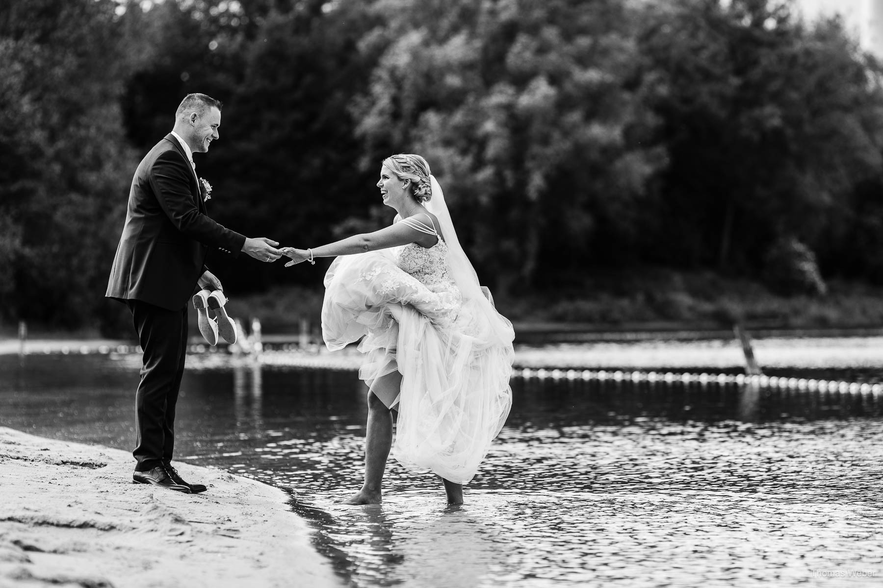 Hochzeitsfotos des Brautpaares in Bad Zwischenahn, Oldenburg und Rastede, Hochzeitsfotograf Thomas Weber