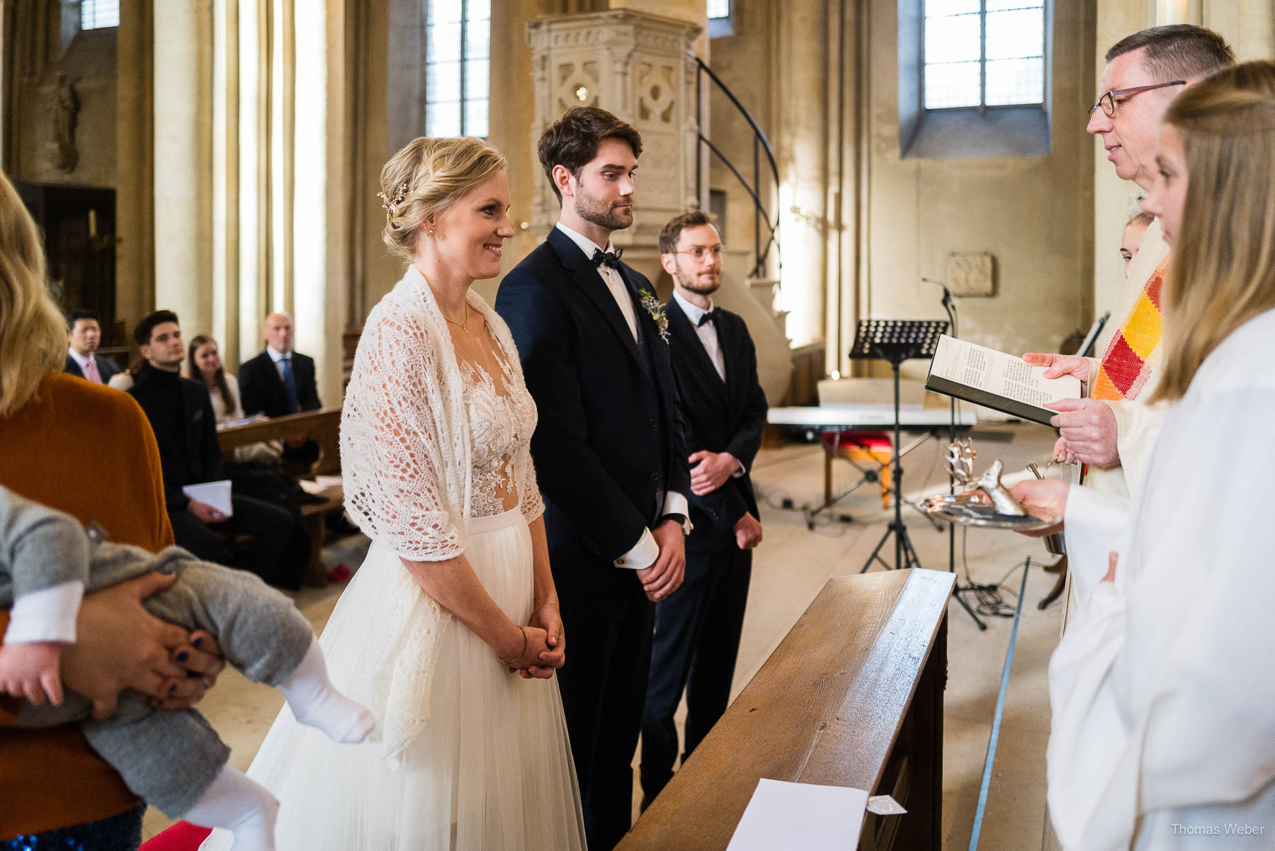 Kirchliche Trauung im Münsterland mit Taufe, Hochzeitsfotograf Thomas Weber