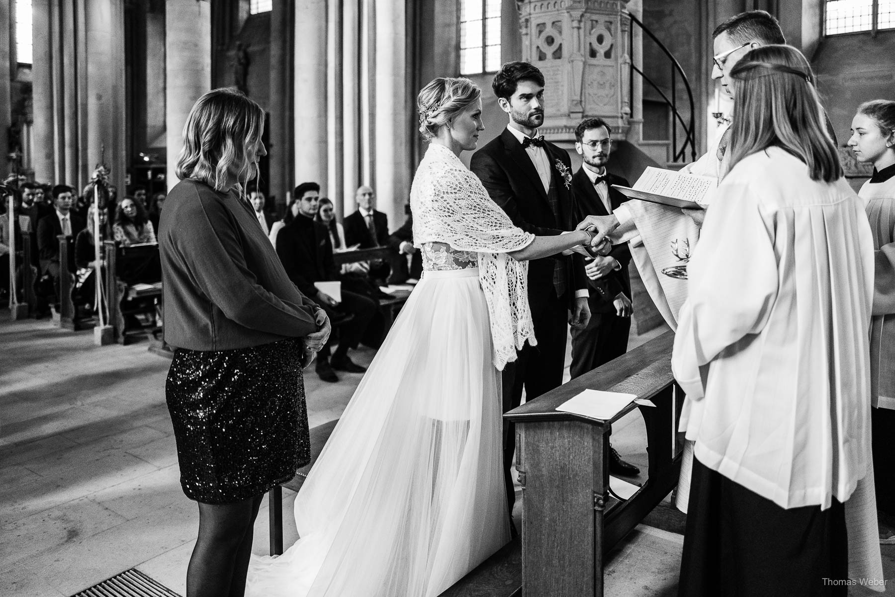 Kirchliche Trauung im Münsterland mit Taufe, Hochzeitsfotograf Thomas Weber