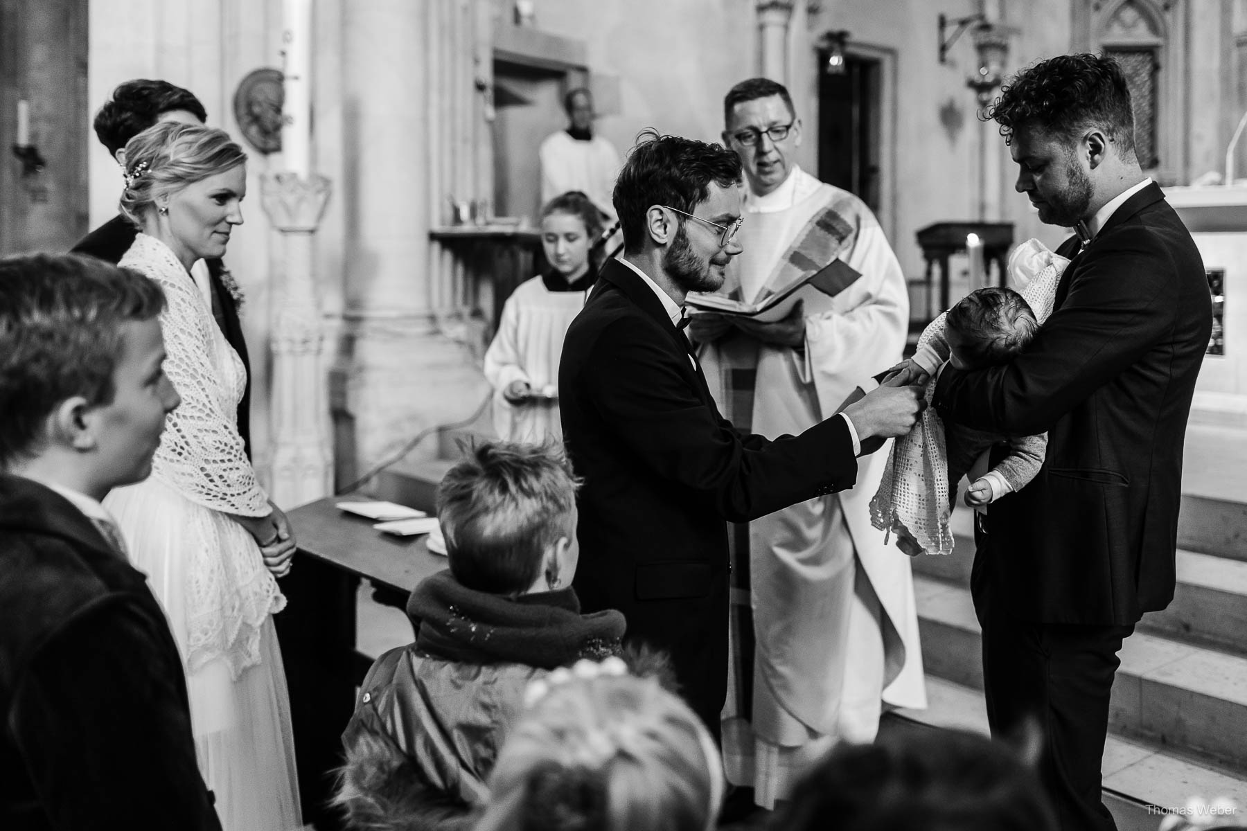 Kirchliche Trauung im Münsterland mit Taufe, Hochzeitsfotograf Thomas Weber